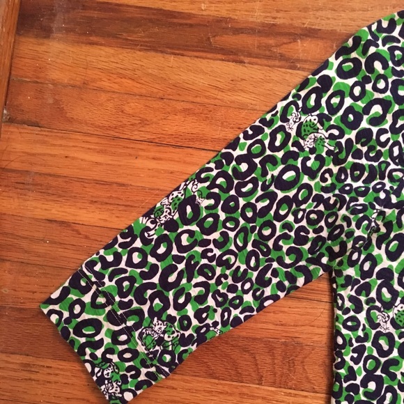 Lilly Pulitzer Thrill of the Chase Top- Size Med - Picture 4 of 8